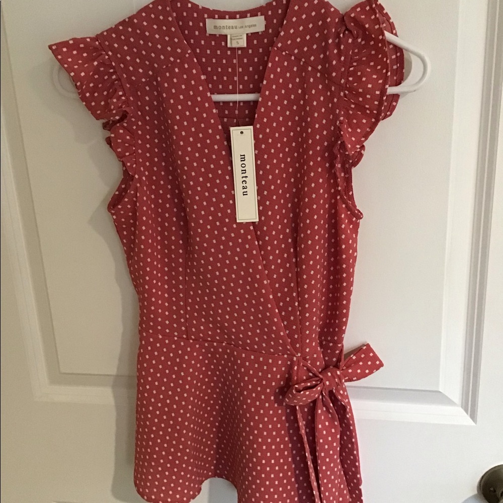 2 STYLISH SUMMER TOPS 1 TANK AND 1 PEPLUM